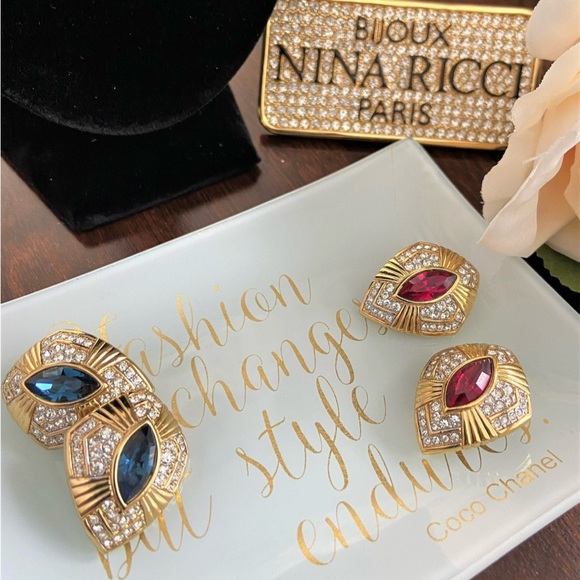 Nina Ricci Paris Showstopper Earrings - Picture 7 of 7